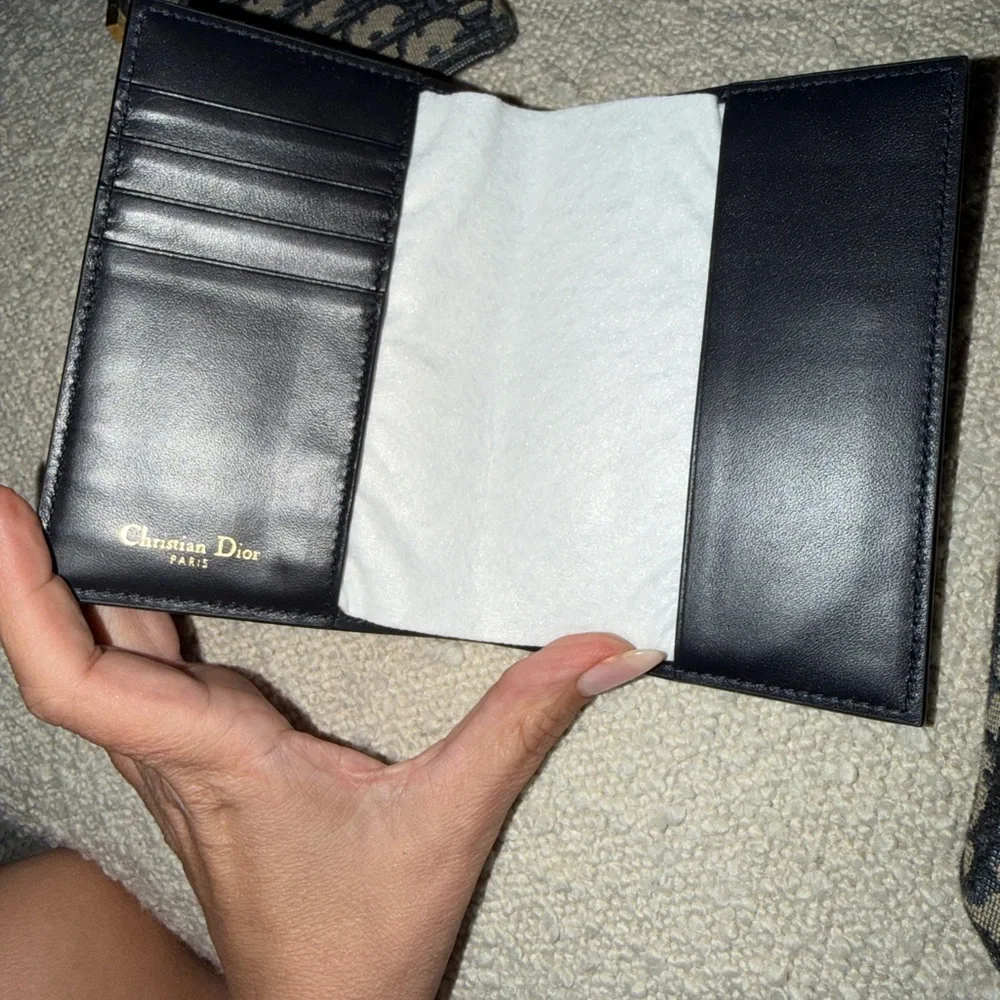 Dior travel kit
